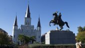 Live the French Quarter.